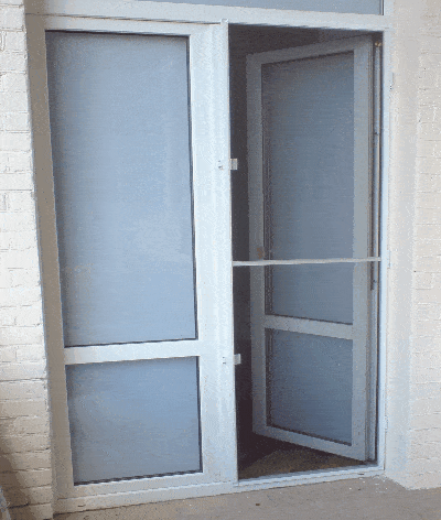Москитная сетка плиссе на дверь фото